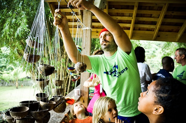 Attendees decorated about 175 bird feeders made from local calabash fruit at the Bird Feeder Workshop. (Photo by Olivia Roudon)
