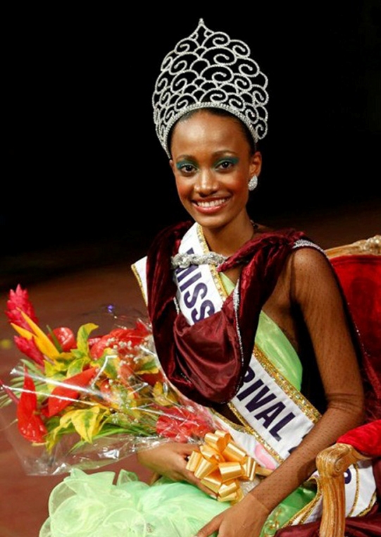 miss-carival-2012-roxanne-didier-nichola
